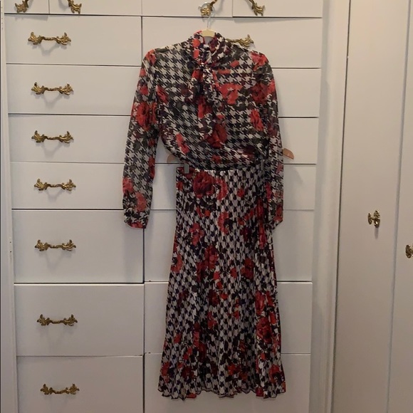 BNWT Midi Skirt (matching blouse also available) - Picture 5 of 6